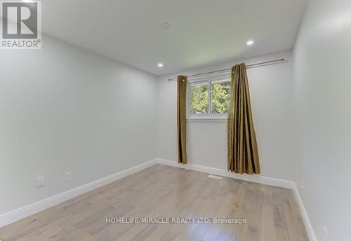 80 Lower Canada Crescent, Kitchener, ON - Indoor Photo Showing Other Room