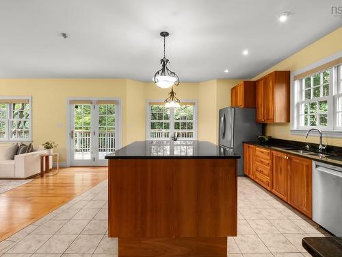 925 Winwick Road, Halifax, NS - Indoor Photo Showing Kitchen