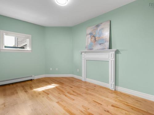 925 Winwick Road, Halifax, NS - Indoor Photo Showing Other Room