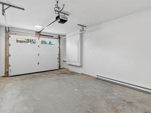 Pun-68B 170 Puncheon Way, Bedford, NS - Indoor Photo Showing Garage