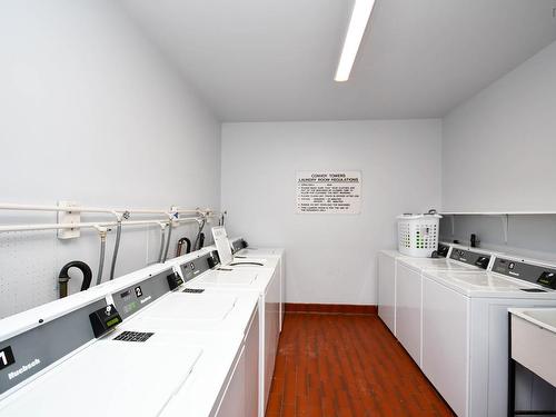 710 5572 North Ridge Road, Halifax, NS - Indoor Photo Showing Laundry Room