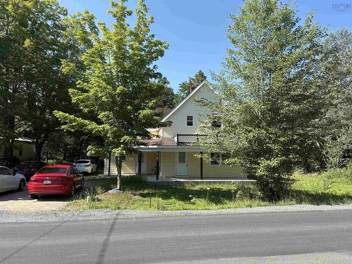 89 St. Phillips Street Street  Bridgewater, NS B4V 1W4