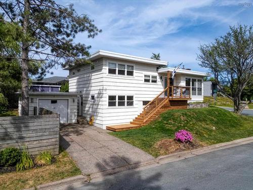 10 Clearview Crescent, Dartmouth, NS 
