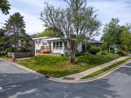 10 Clearview Crescent, Dartmouth, NS 