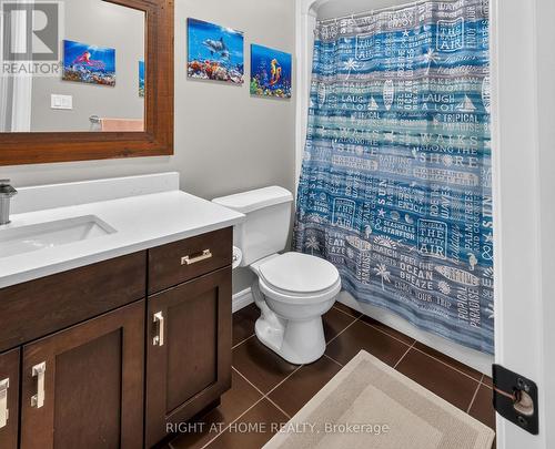 2 Noble Lane, St. Thomas, ON - Indoor Photo Showing Bathroom