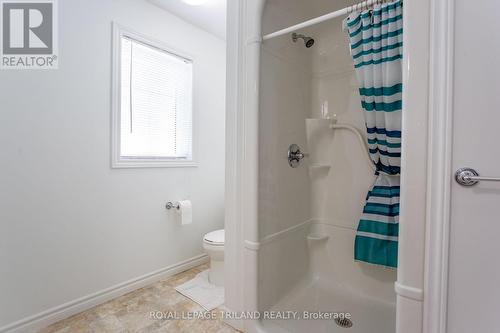 1 Acorn Trail, St. Thomas, ON - Indoor Photo Showing Bathroom