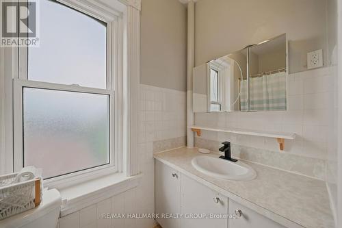 71 Union Street, Champlain, ON - Indoor Photo Showing Bathroom