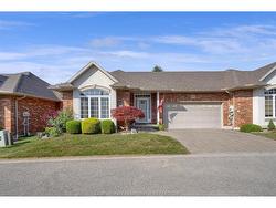 10 Oakgrove Lane  Chatham, ON N7L 5R9
