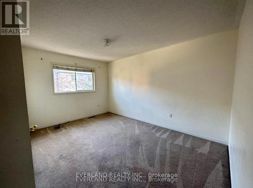 7 BASSETT AVENUE , Richmond Hill, Ontario L4B 4M8 5