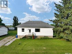 701 3rd AVENUE Spy Hill, SK S0A 3W0