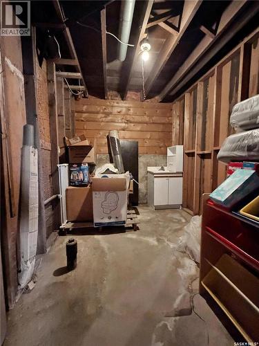 701 3Rd Avenue, Spy Hill, SK - Indoor Photo Showing Basement