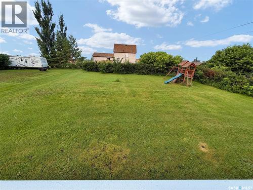 701 3Rd Avenue, Spy Hill, SK - Outdoor