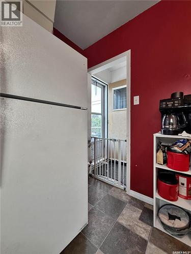 701 3Rd Avenue, Spy Hill, SK - Indoor Photo Showing Other Room
