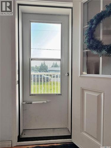 701 3Rd Avenue, Spy Hill, SK - Indoor Photo Showing Other Room