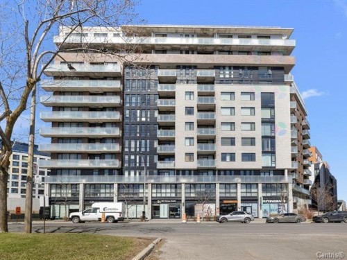 1002 4975 Rue Jean Talon O — photo 1