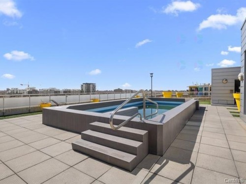 Pool - 1002-4975 Rue Jean-Talon O., Montréal (Côte-Des-Neiges/Notre-Dame-De-Grâce), QC - Outdoor