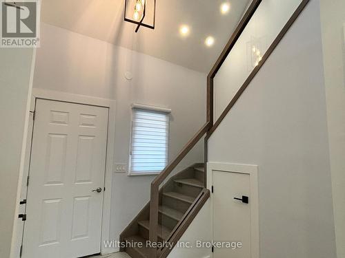 3 - 14 GLENDALE DRIVE , Tillsonburg, Ontario N4G 1J2 2