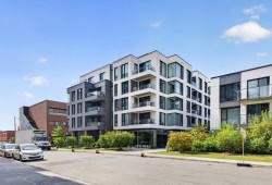 520-10850 Rue Basile-Routhier Montréal (Ahuntsic-Cartierville), QC H2C 0A9