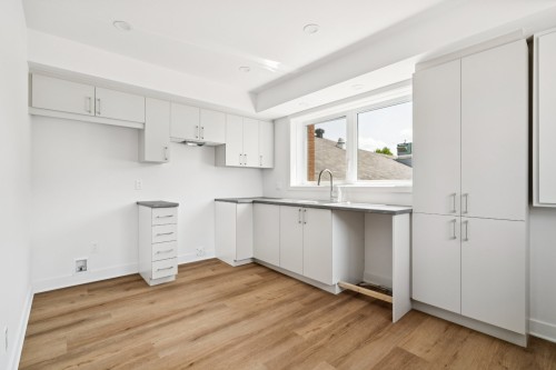 19 Rue Principale , Châteauguay, QC J6K 1E7 5
