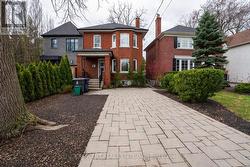 MAIN - 520 PRINCE EDWARD DRIVE N Toronto, ON M8X 2M5