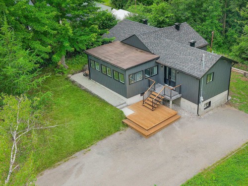View - 2 Rue Mareuil, Laval (Auteuil), QC - Outdoor