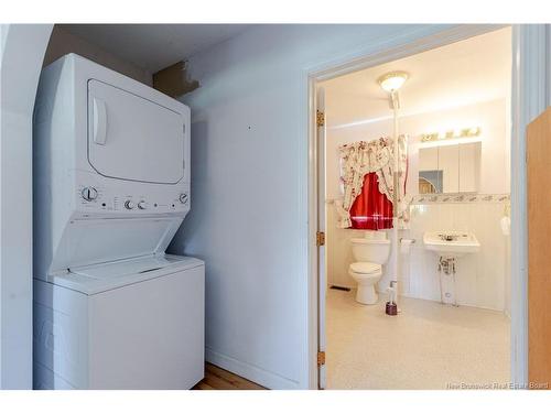 35 Coronation St, Fredericton, NB 