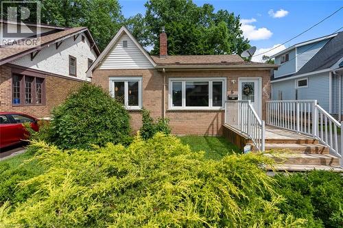 5939 SYMMES Avenue  Niagara Falls, ON L2G 2G4