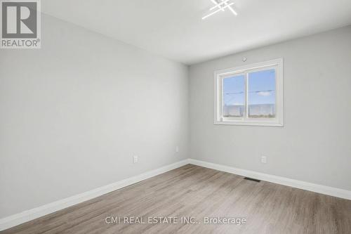 12 - 125 Sekura Crescent, Cambridge, ON - Indoor Photo Showing Other Room