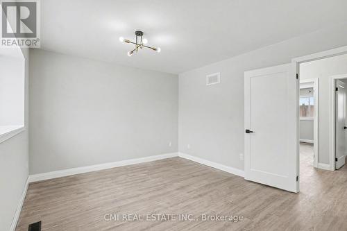 12 - 125 Sekura Crescent, Cambridge, ON - Indoor Photo Showing Other Room