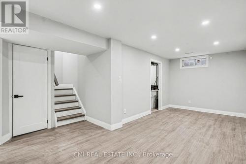 12 - 125 Sekura Crescent, Cambridge, ON - Indoor