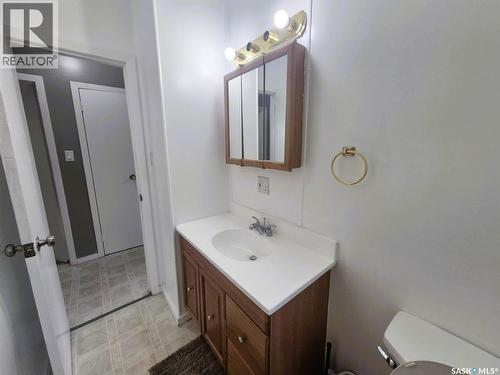 161 Darlington Street E, Yorkton, SK - Indoor Photo Showing Bathroom