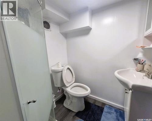 161 Darlington Street E, Yorkton, SK - Indoor Photo Showing Bathroom