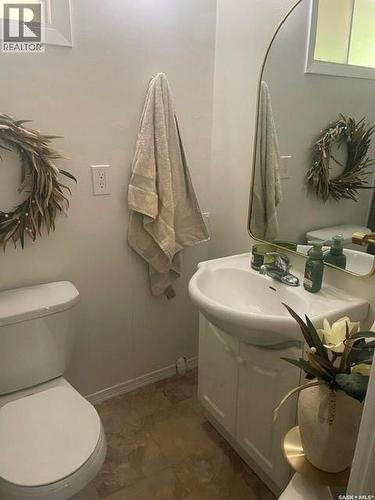 1408 6Th Avenue, Regina Beach, SK - Indoor Photo Showing Bathroom