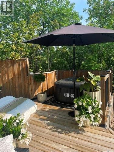 1408 6Th Avenue, Regina Beach, SK - Outdoor With Deck Patio Veranda