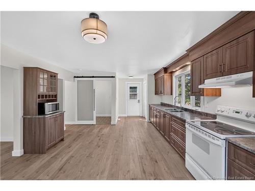 9 Bayview South Rd, Baie-Sainte-Anne, NB 
