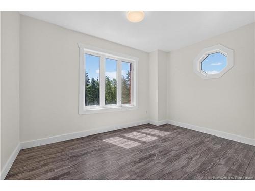 9 Bayview South Rd, Baie-Sainte-Anne, NB 
