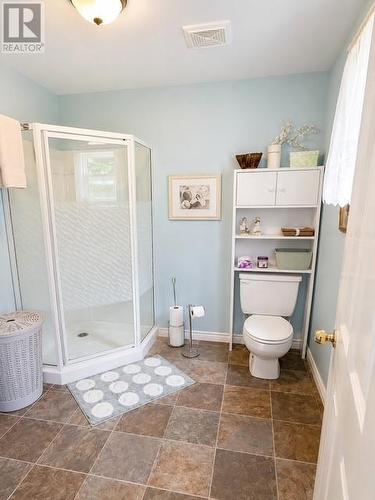 10 Bayview Lane, Lawn, NL - Indoor Photo Showing Bathroom