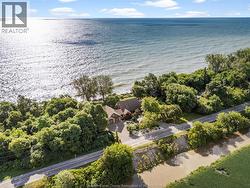 266 EAST BEACH ROAD Leamington, ON N8H 3V7
