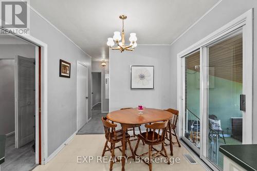 8800 Champlain Drive, Niagara Falls (Chippawa), ON - Indoor Photo Showing Dining Room