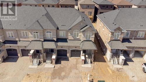37 Gledhill Crescent, Cambridge, ON - Outdoor