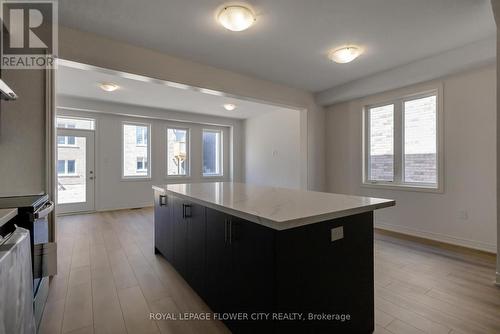 37 Gledhill Crescent, Cambridge, ON - Indoor Photo Showing Kitchen