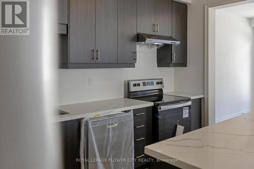 37 Gledhill Crescent, Cambridge, ON - Indoor Photo Showing Kitchen