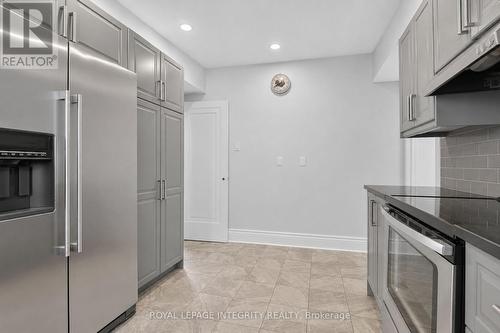 Tenant's belongings virtually removed - 84 Riverdale Avenue, Ottawa, ON - Indoor Photo Showing Kitchen