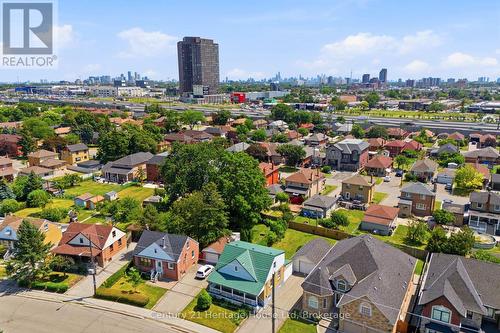 79 Anthony Road, Toronto (Downsview-Roding-Cfb), ON - Outdoor With View