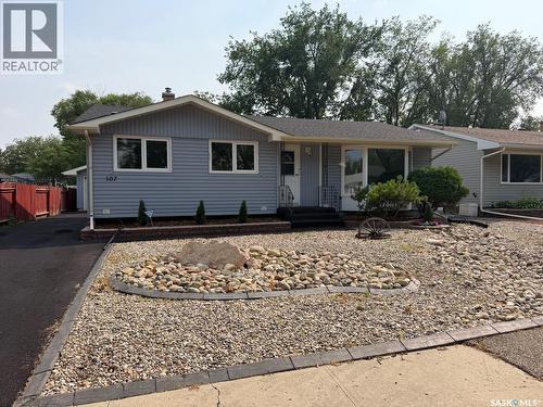 107 Merlin Crescent, Regina, SK - Outdoor