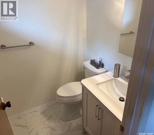 107 Merlin Crescent, Regina, SK - Indoor Photo Showing Bathroom