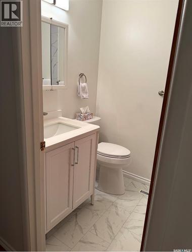 107 Merlin Crescent, Regina, SK - Indoor Photo Showing Bathroom