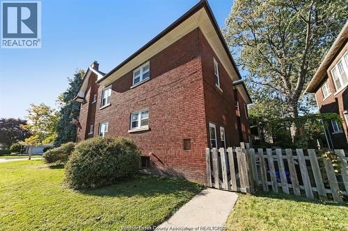 1596 Victoria, Windsor, ON - Outdoor