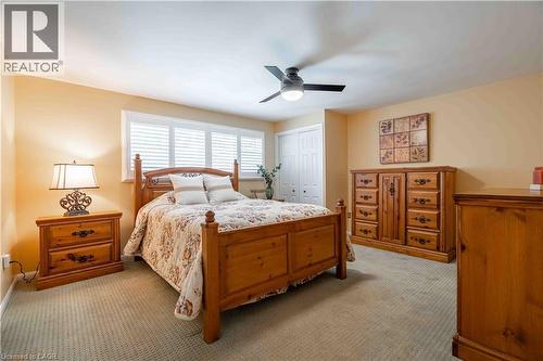 138 Judith Crescent, Ancaster, ON - Indoor Photo Showing Bedroom