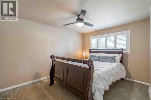 138 Judith Crescent, Ancaster, ON - Indoor Photo Showing Bedroom